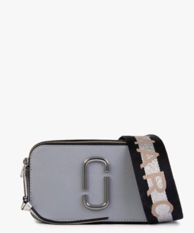 MARC JACOBS