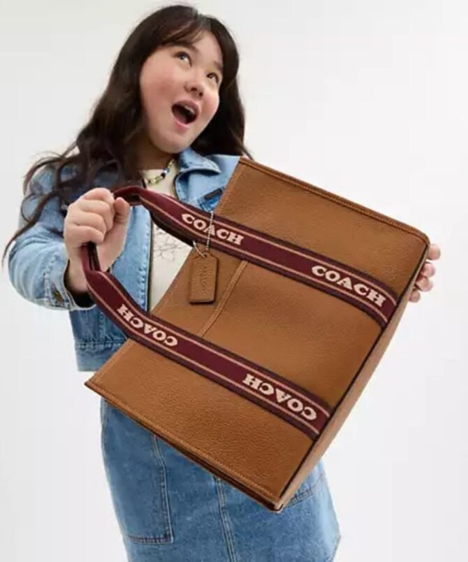 COACH - Image 2