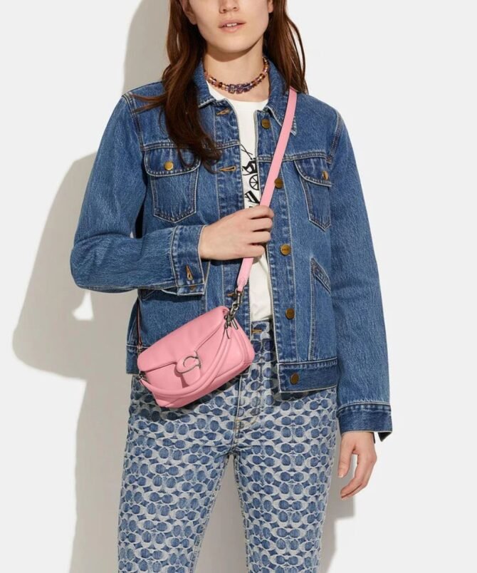 COACH - Image 2