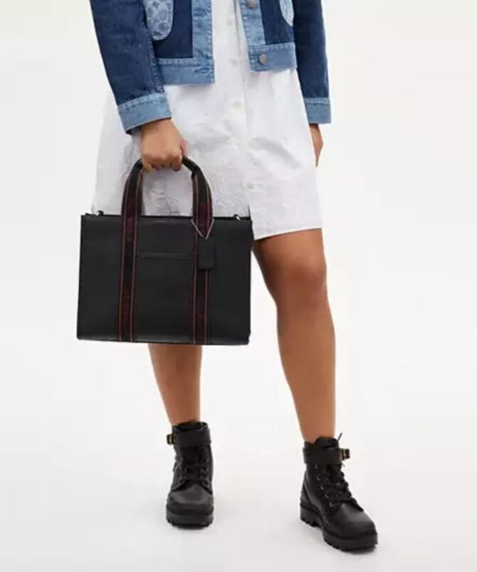 COACH - Image 2