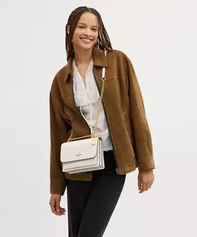 COACH - Image 2