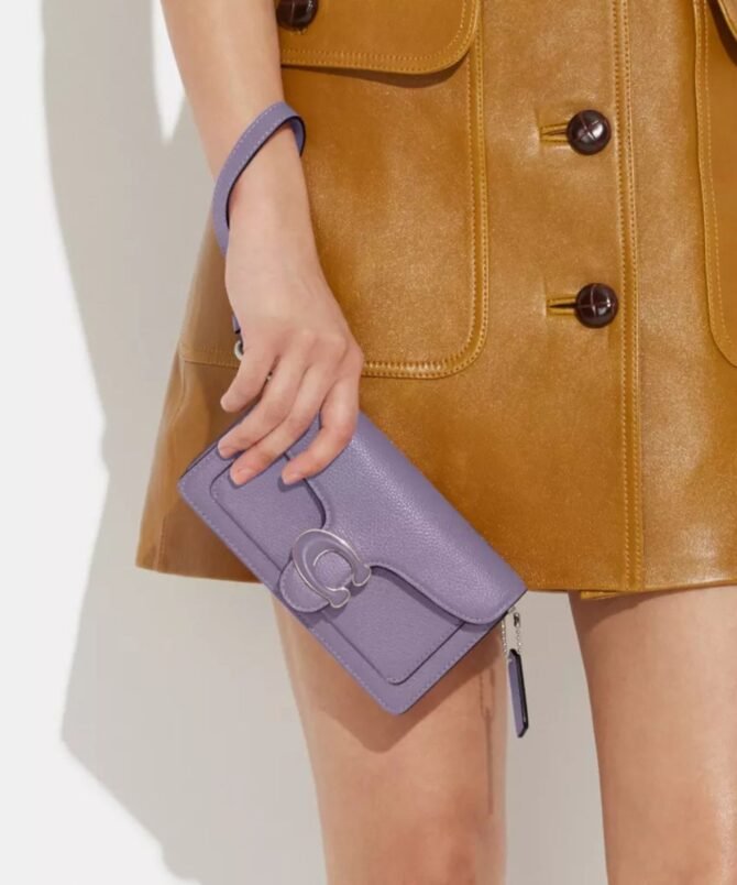 COACH - Image 2