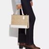 COACH - Image 2