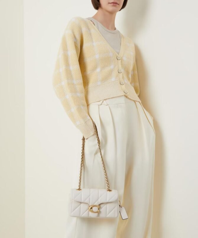 COACH - Image 2