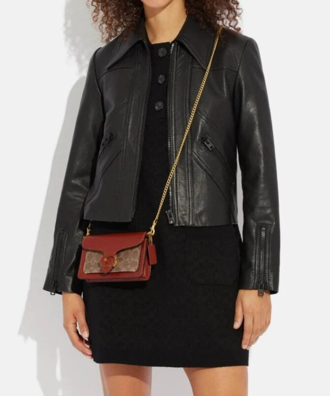 COACH - Image 2