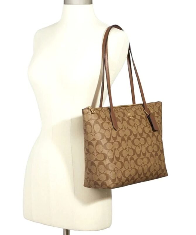 COACH - Image 2