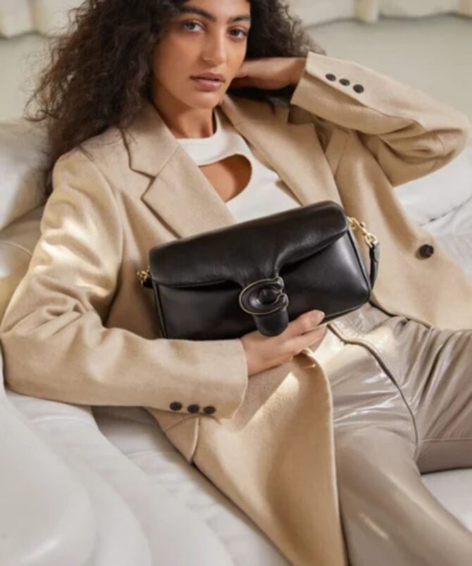 COACH - Image 2