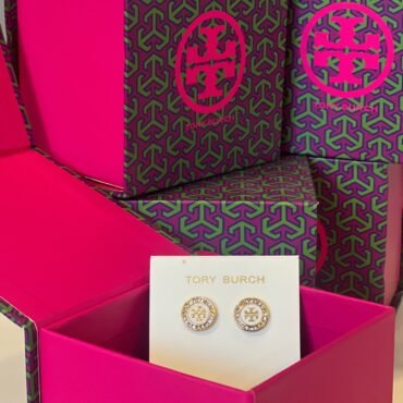 TORY BURCH