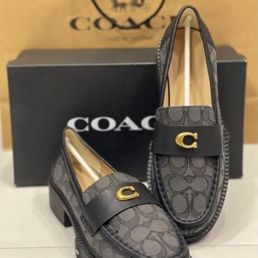 COACH