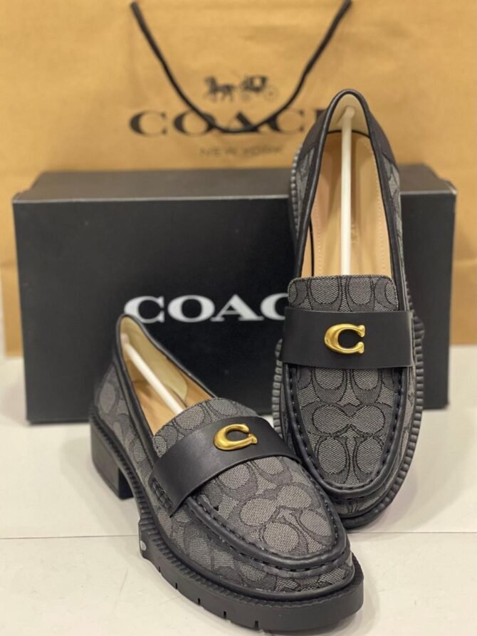 COACH