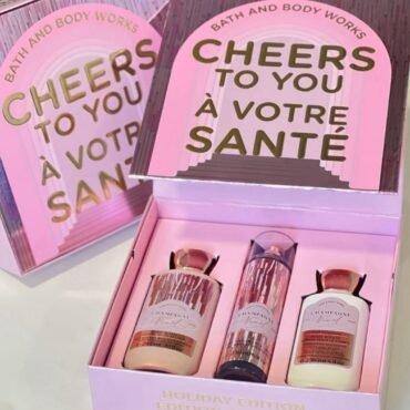 BATH AND BODY WORKS